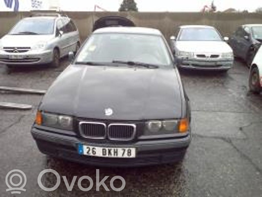 3 E36 Series 3  82199402924