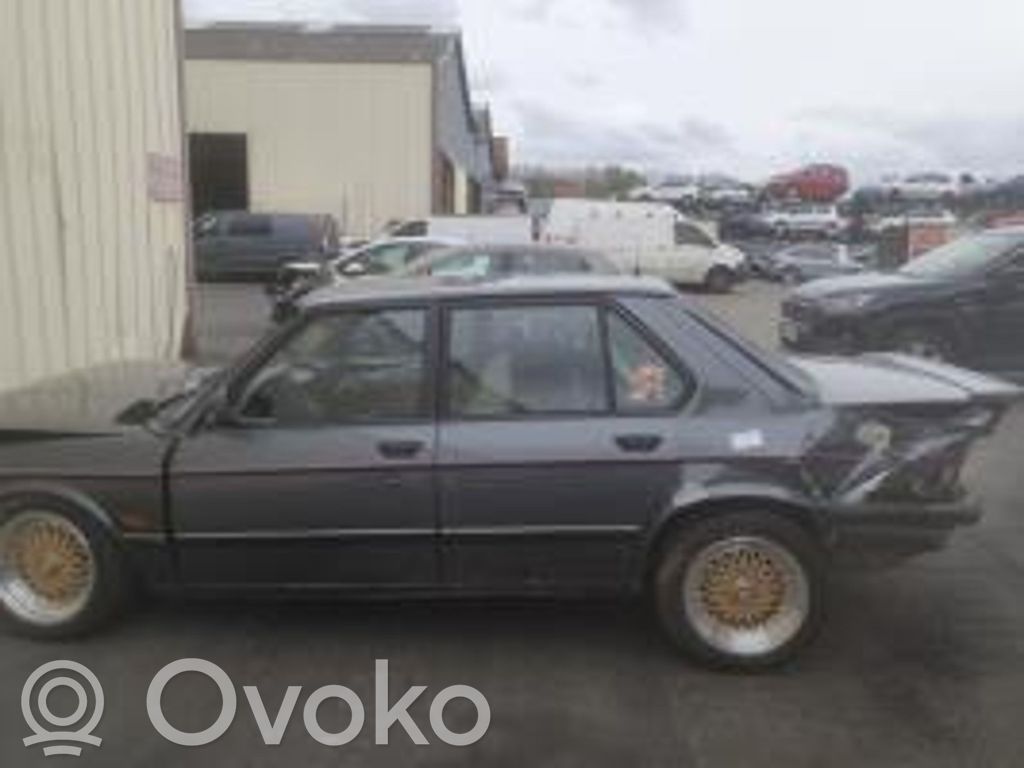 5 E28 Series 5  51168222889