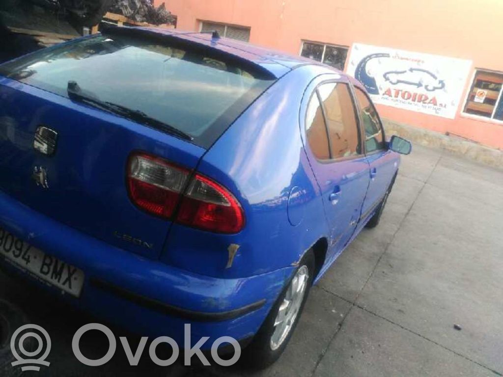 Leon (1M) Leon  1J1721503J