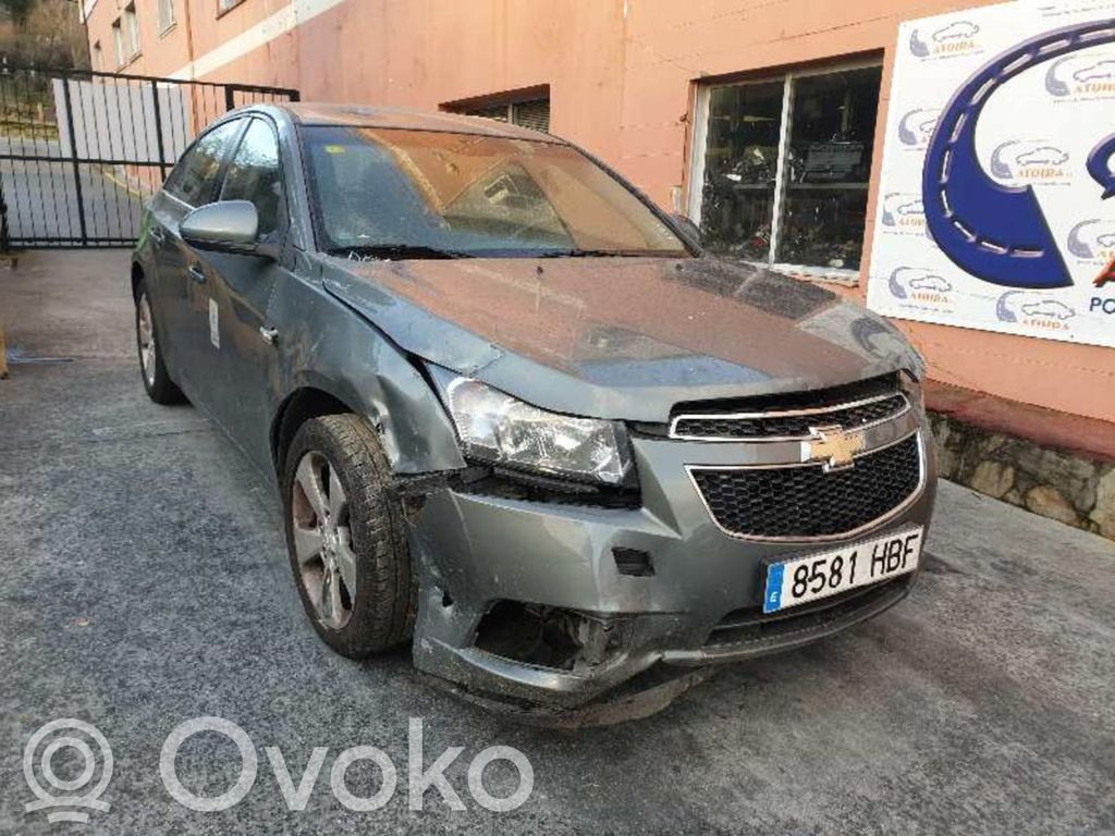 Cruze Cruze  13243595