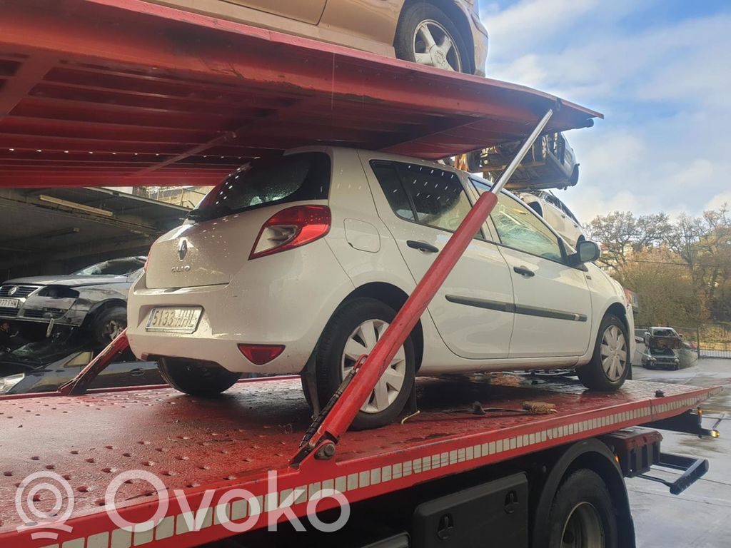 Clio II Clio  7751472475