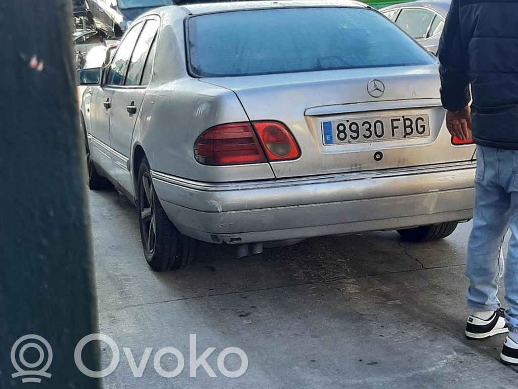 E W210 E-class, AMG (W124, W210, W211, W212, W213, C207, W238)  2105401248