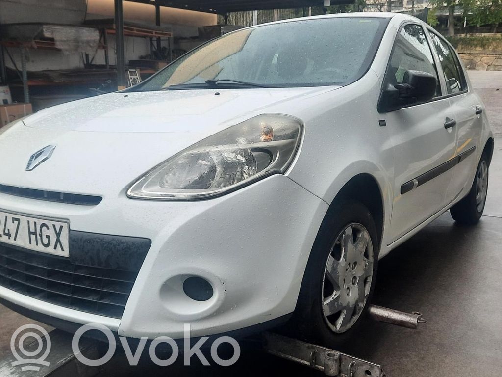 Clio III Clio  260608589R