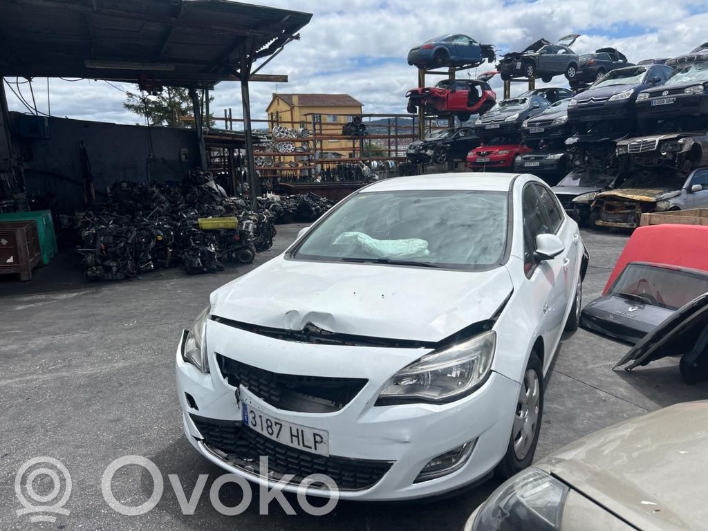 Astra J Astra  13335136