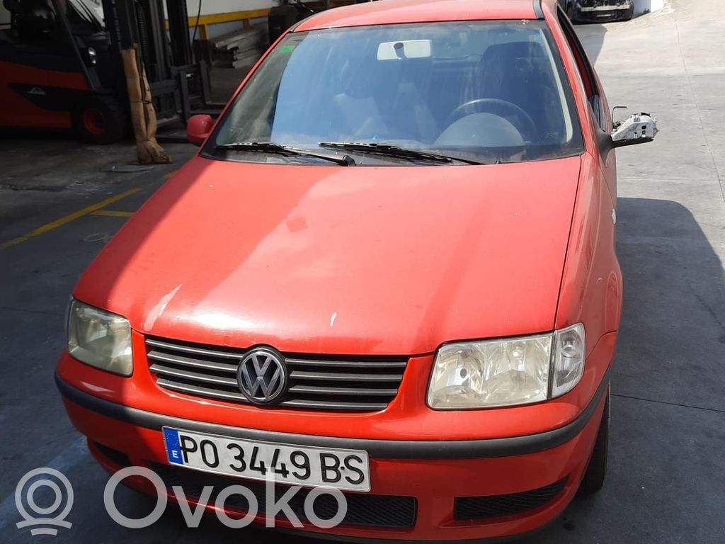 Polo Polo  6N0807217E