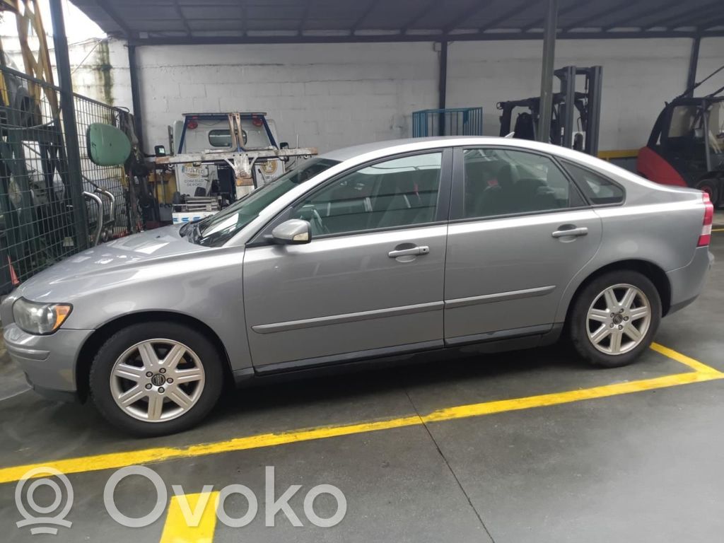 S40 S40, V40  0301198271