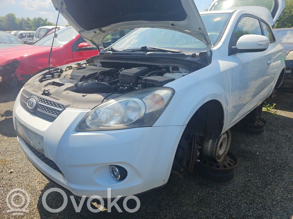 Pro Cee'd I Ceed, Ceed SW, Pro Ceed  663111H010