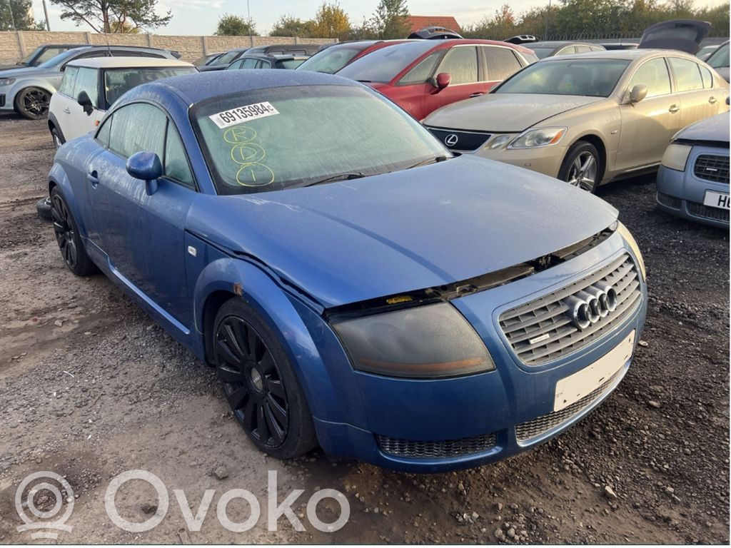 TT Mk1 TT, TTS  8N8951177