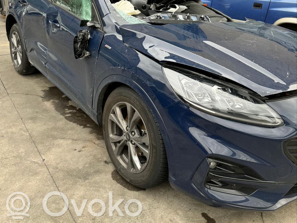 Kuga III Kuga  A2C18479400