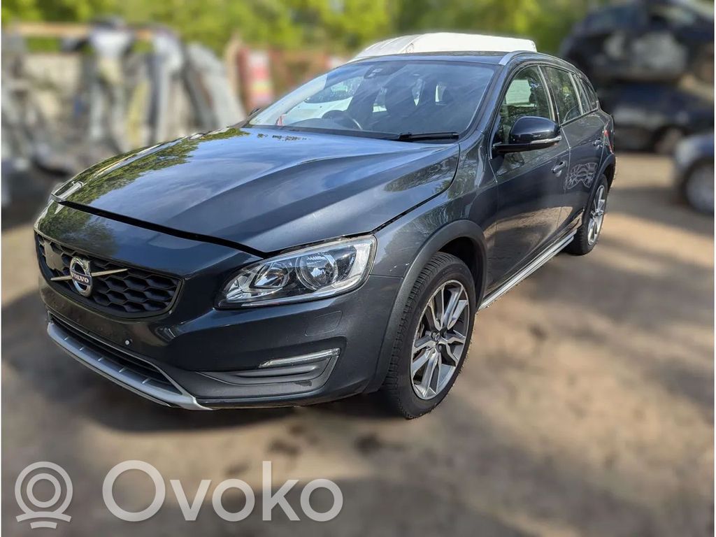 V60 V60, V60 Cross Country  31480460