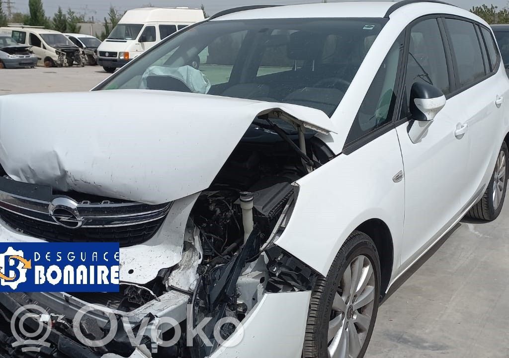 Zafira B Zafira  12655586