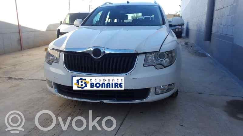Superb B6 (3T) Superb  03L906018JB
