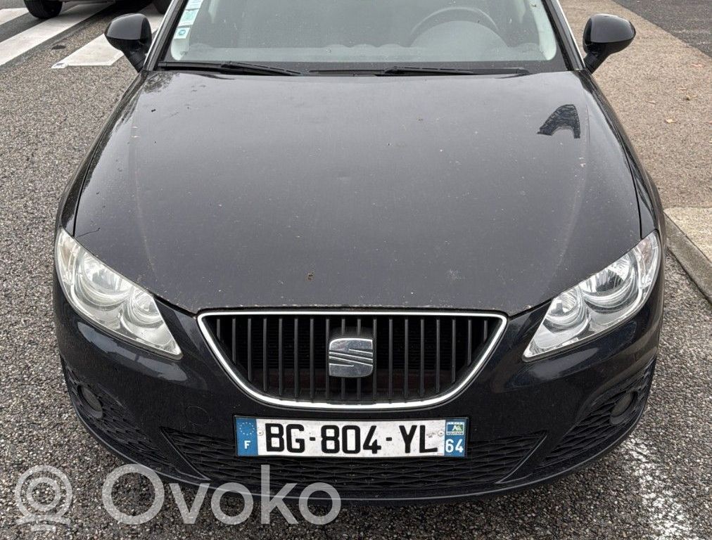 Exeo (3R) Exeo  8E0959851D5PR