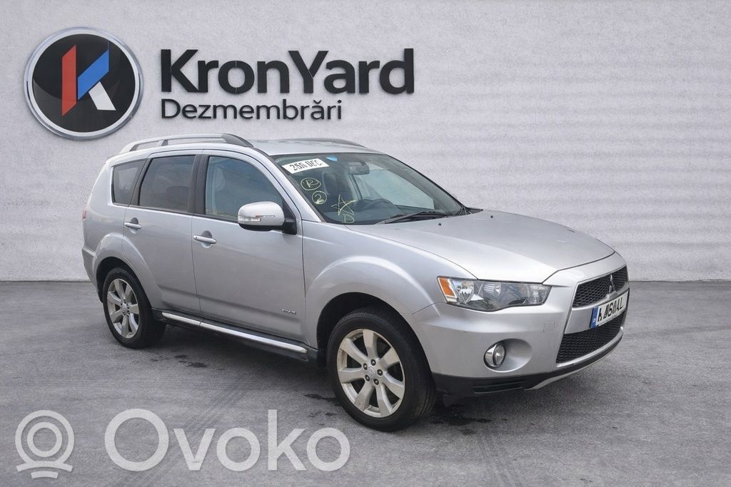 Outlander Outlander  8631A898