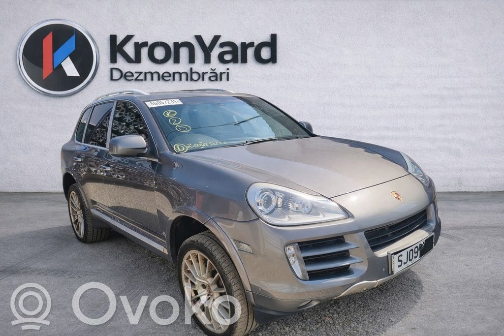Cayenne (9PA) Cayenne  7L0616751A