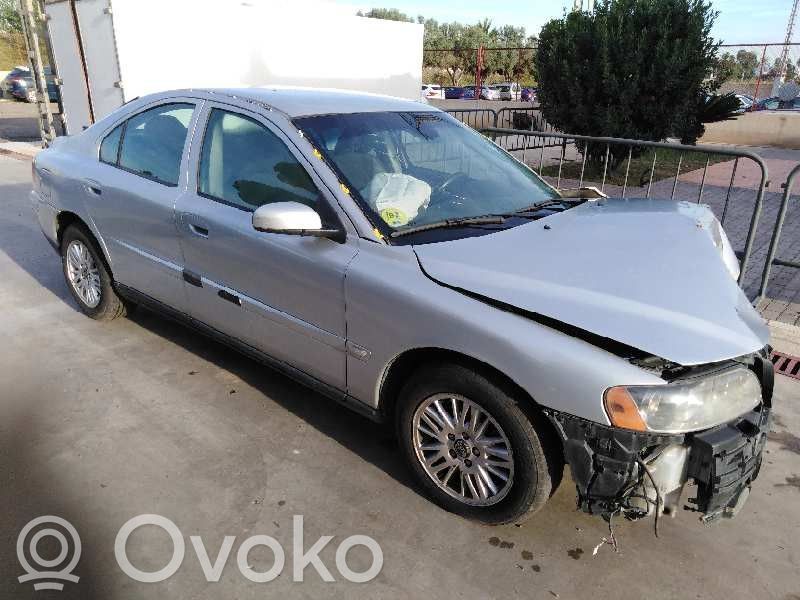 S60 S60  30782052