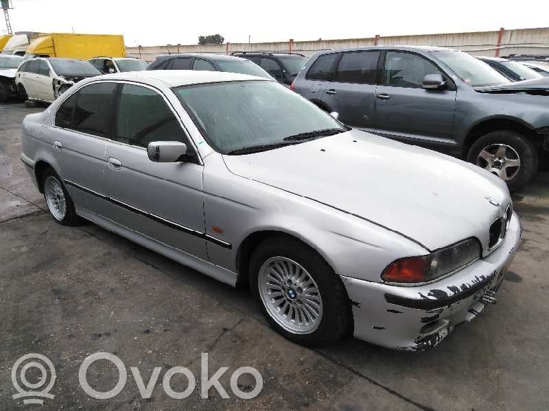 5 E39 Series 5  64128387111