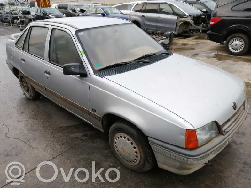 Kadett E Kadett  90234696