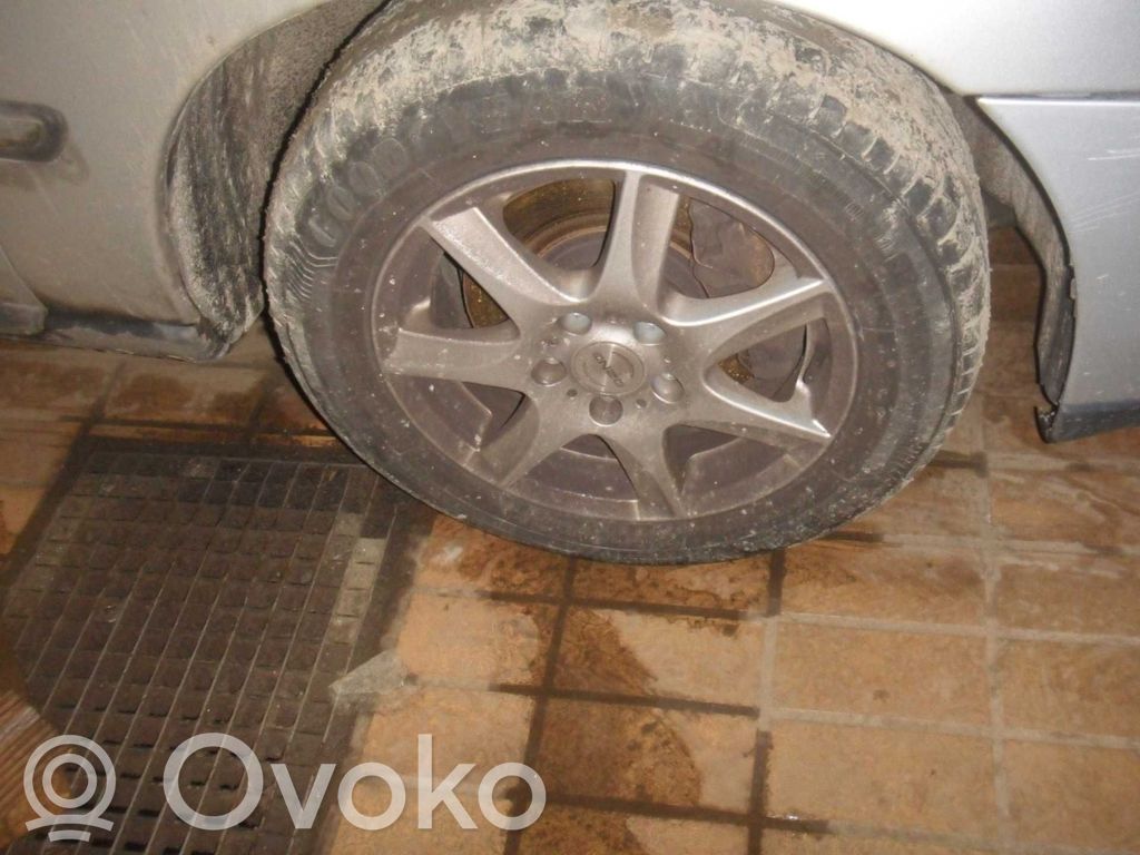 V70 S70, V70, V70 XC  8677708