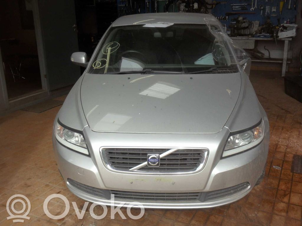 S40 S40, V40  30793528