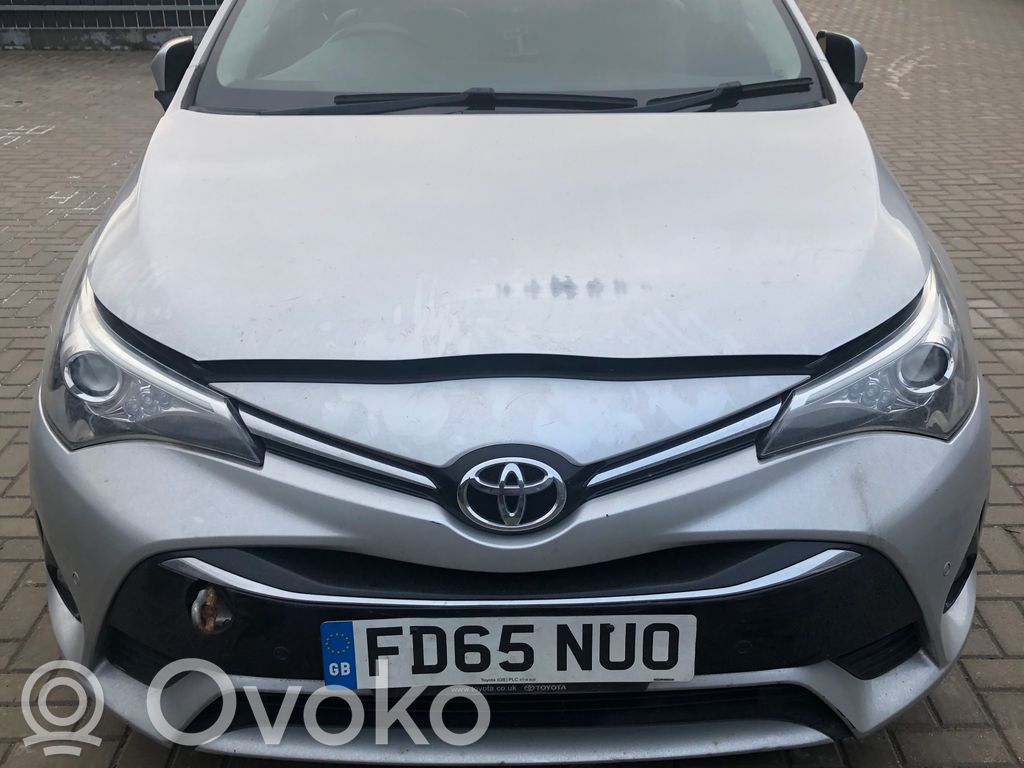 Avensis T270 Avensis  8216405040L