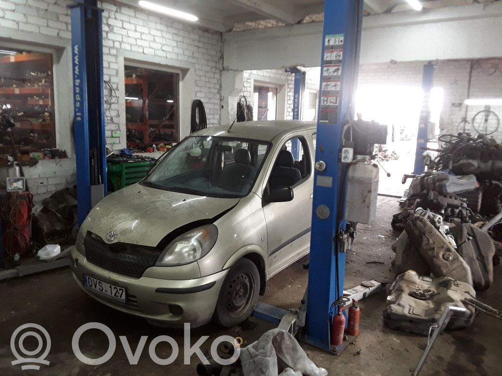Yaris Verso Yaris Verso