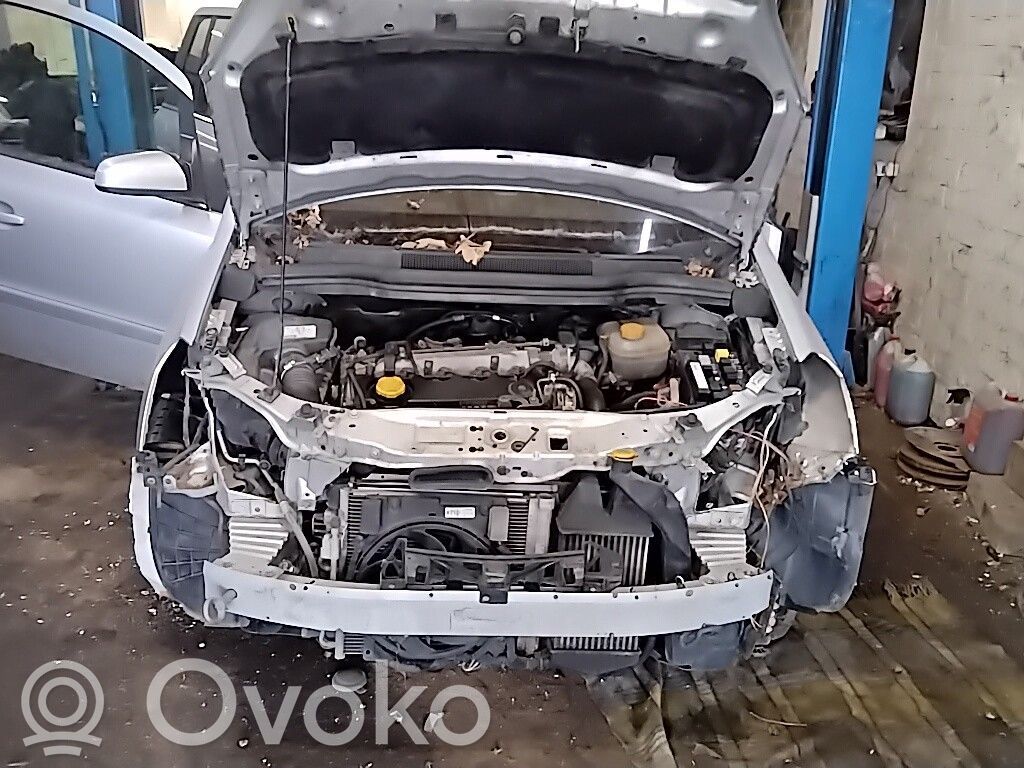 Zafira B Zafira  10039929424
