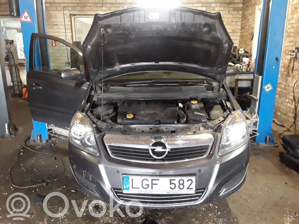 Zafira B Zafira  13220831