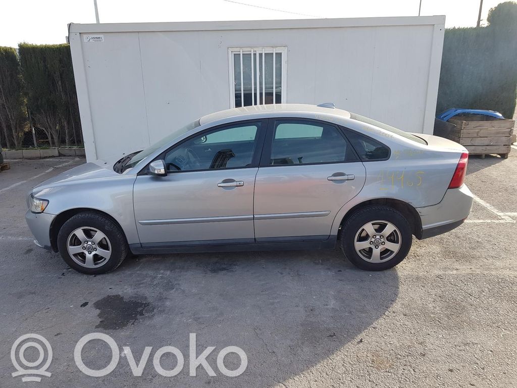 S40 S40, V40  30773210
