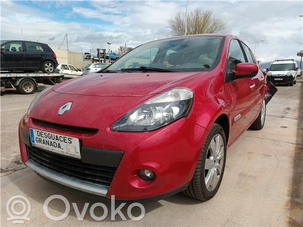 Clio III Clio  8200892498