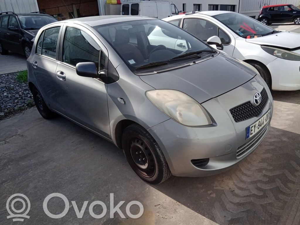 Yaris Yaris  692060D100B0