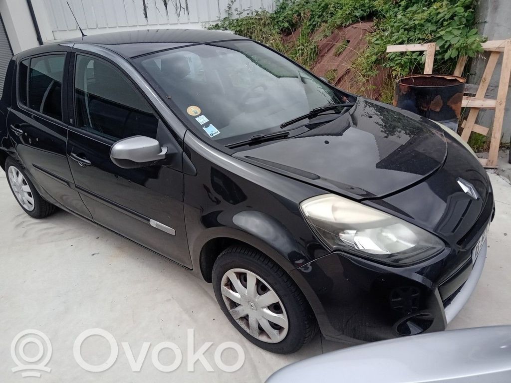 Clio III Clio  7701479265