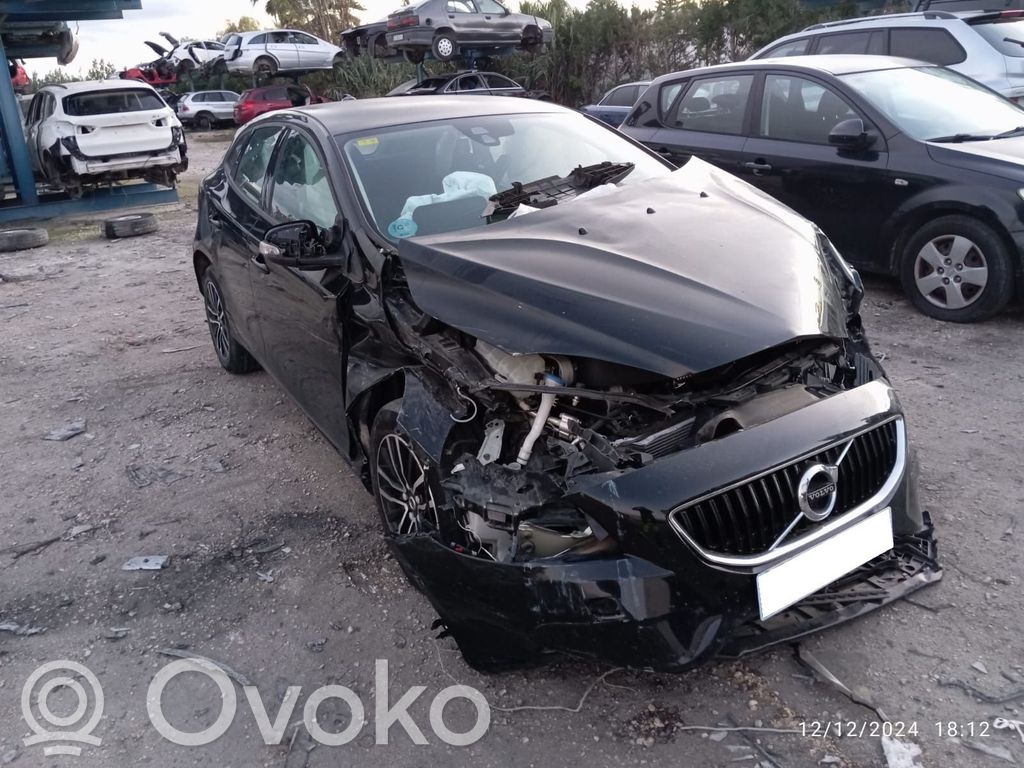 V40 S40, V40  D4204T13