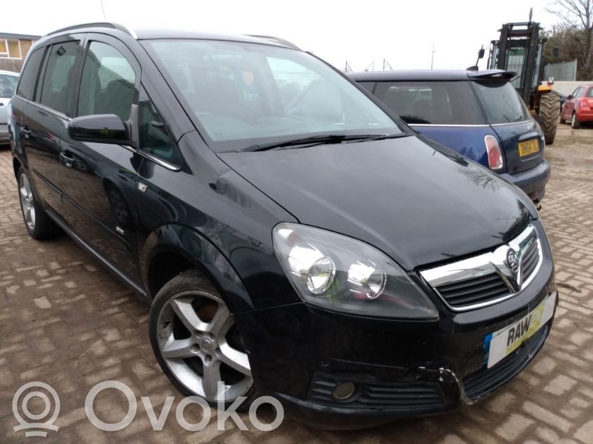 Zafira B Zafira  13199456
