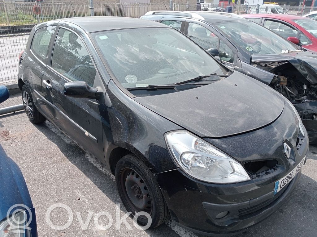 Clio III Clio  214943C
