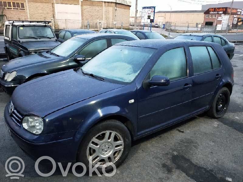 Golf SportWagen Golf  0281010977