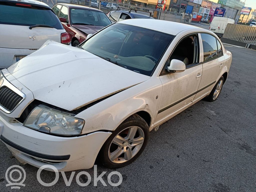 Superb B5 (3U) Superb  038130073F