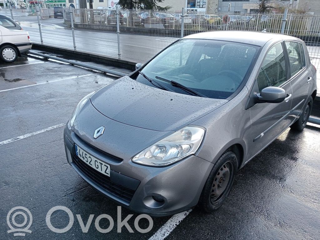 Clio II Clio  0265282077