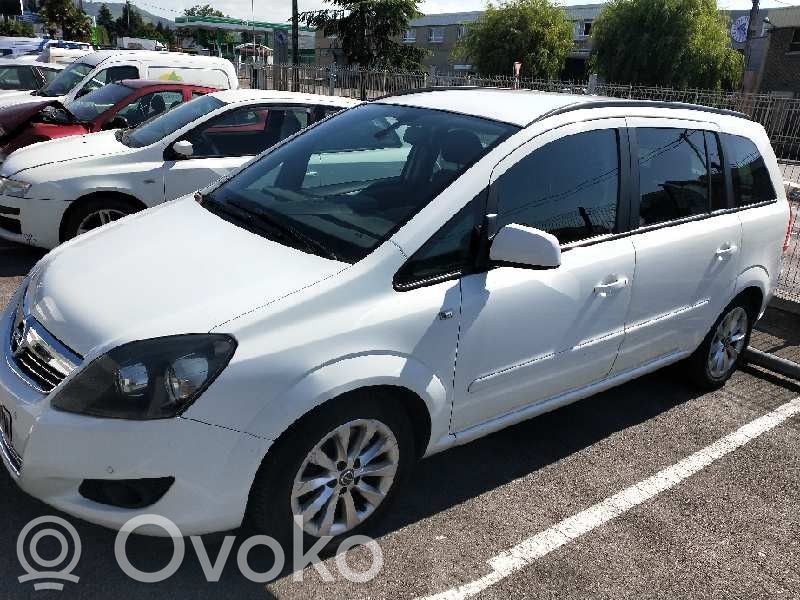 Zafira B Zafira  WR