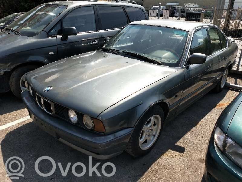 5 E34 Series 5  0281001077