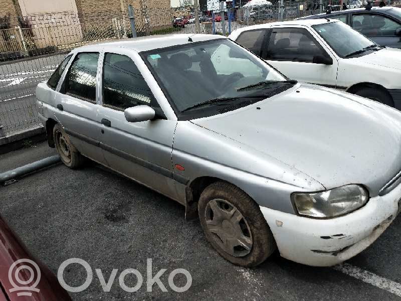 Escort Escort  96BB11000AB