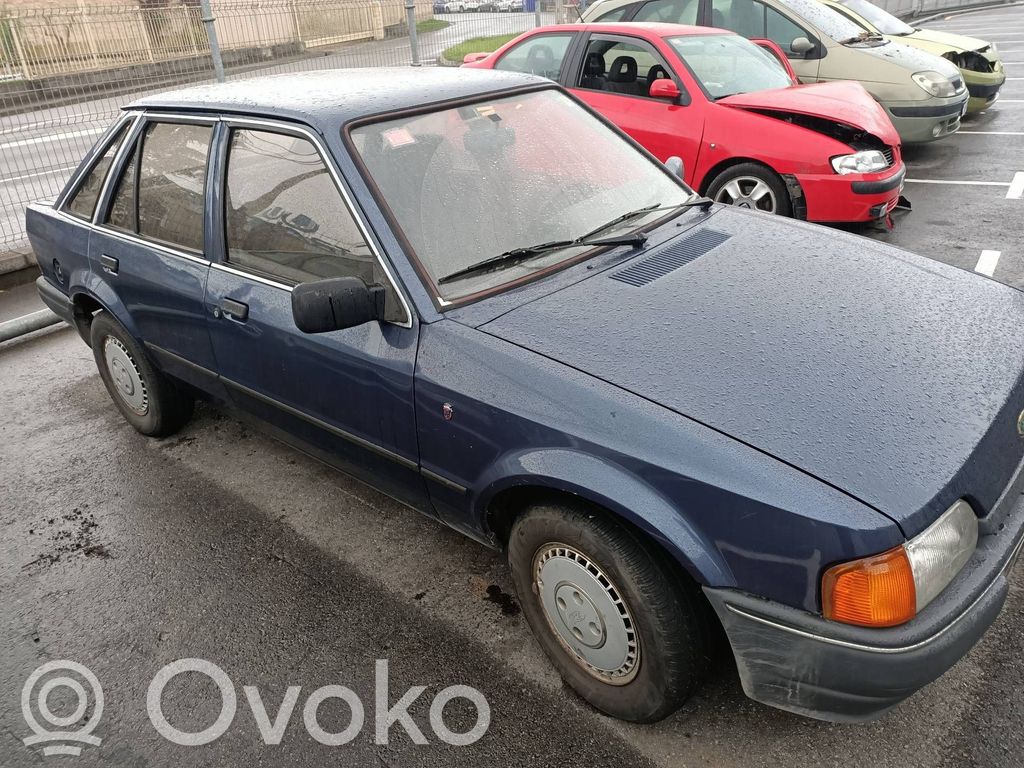 Escort Escort  86AG13B302AA