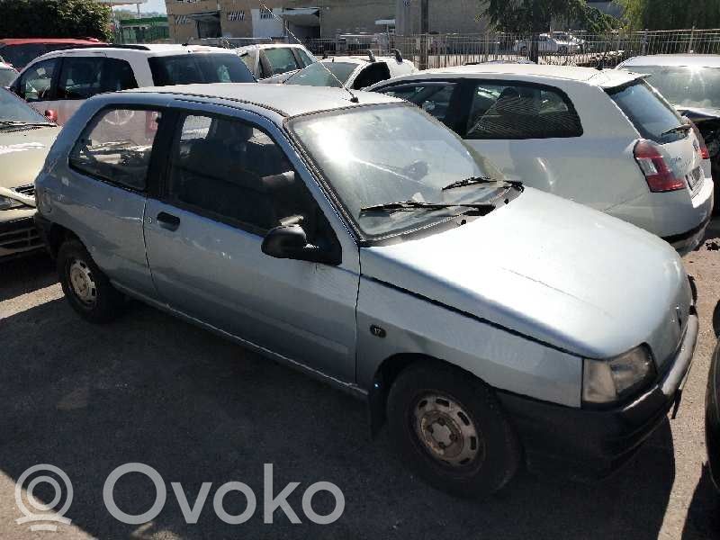 Clio I Clio  8200525384