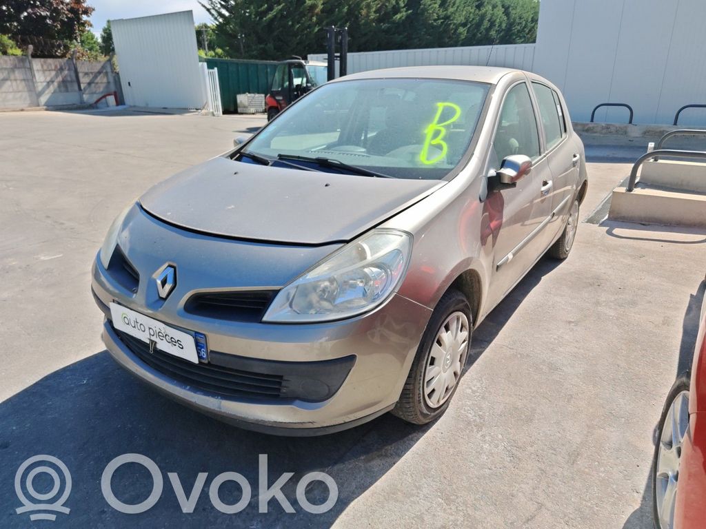Clio III Clio  7701476730