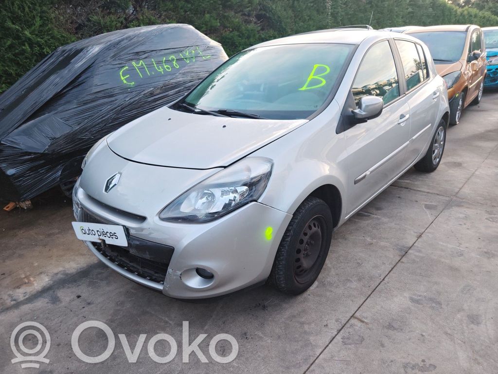 Clio III Clio  8201246265