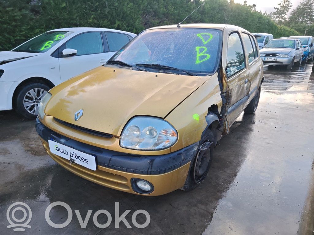 Clio II Clio  8200118521