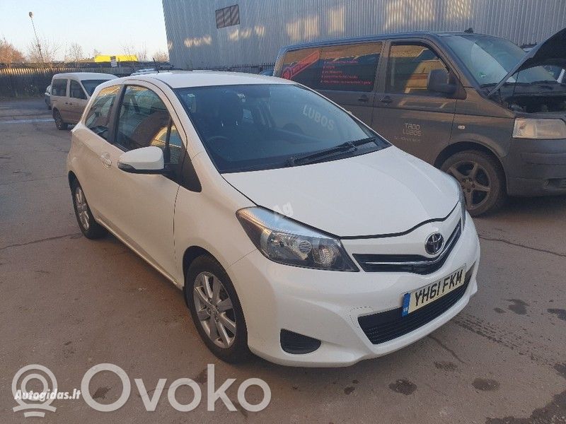Yaris Yaris  2580033010