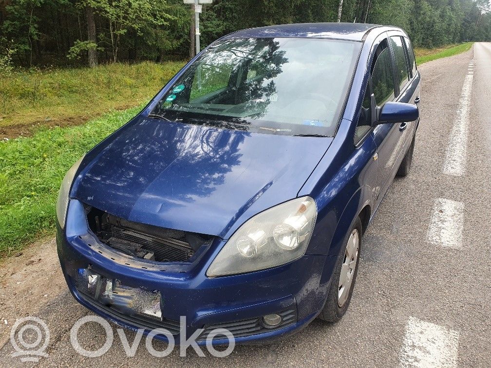 Zafira B Zafira  12403510