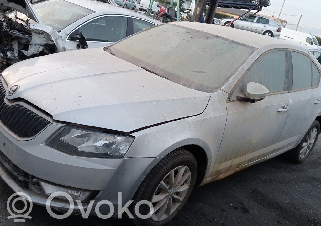 Octavia Mk3 (5E) Octavia  04L906262