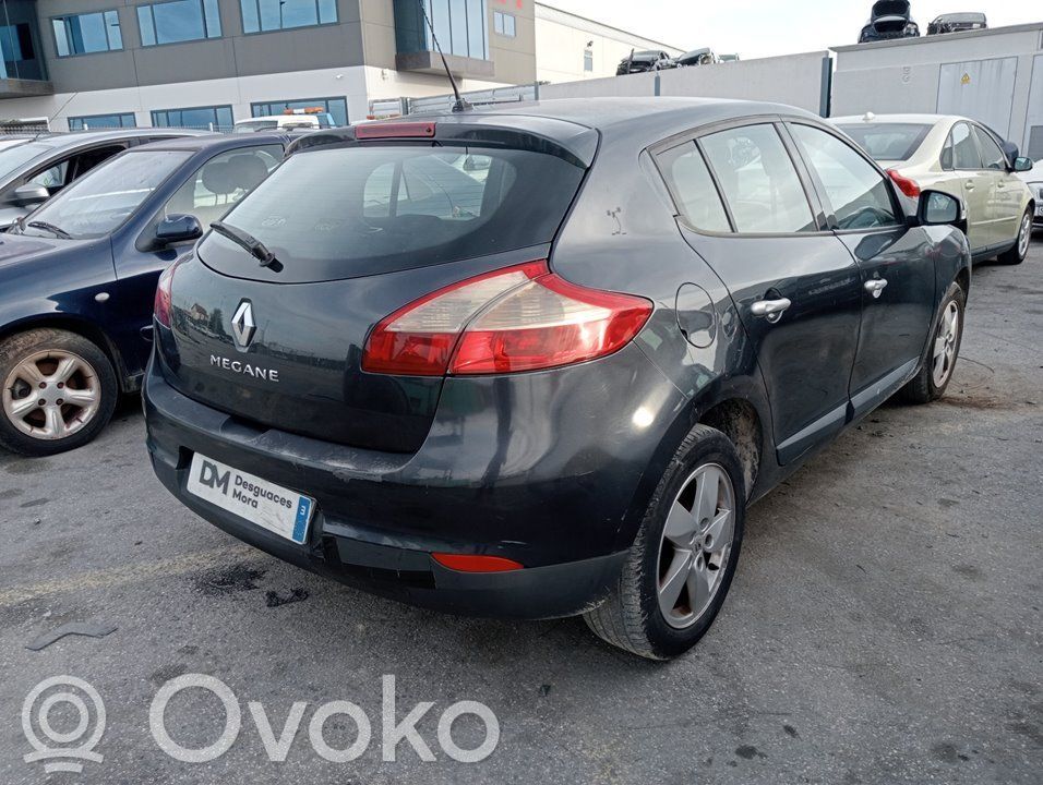 Megane III Megane  821003885R